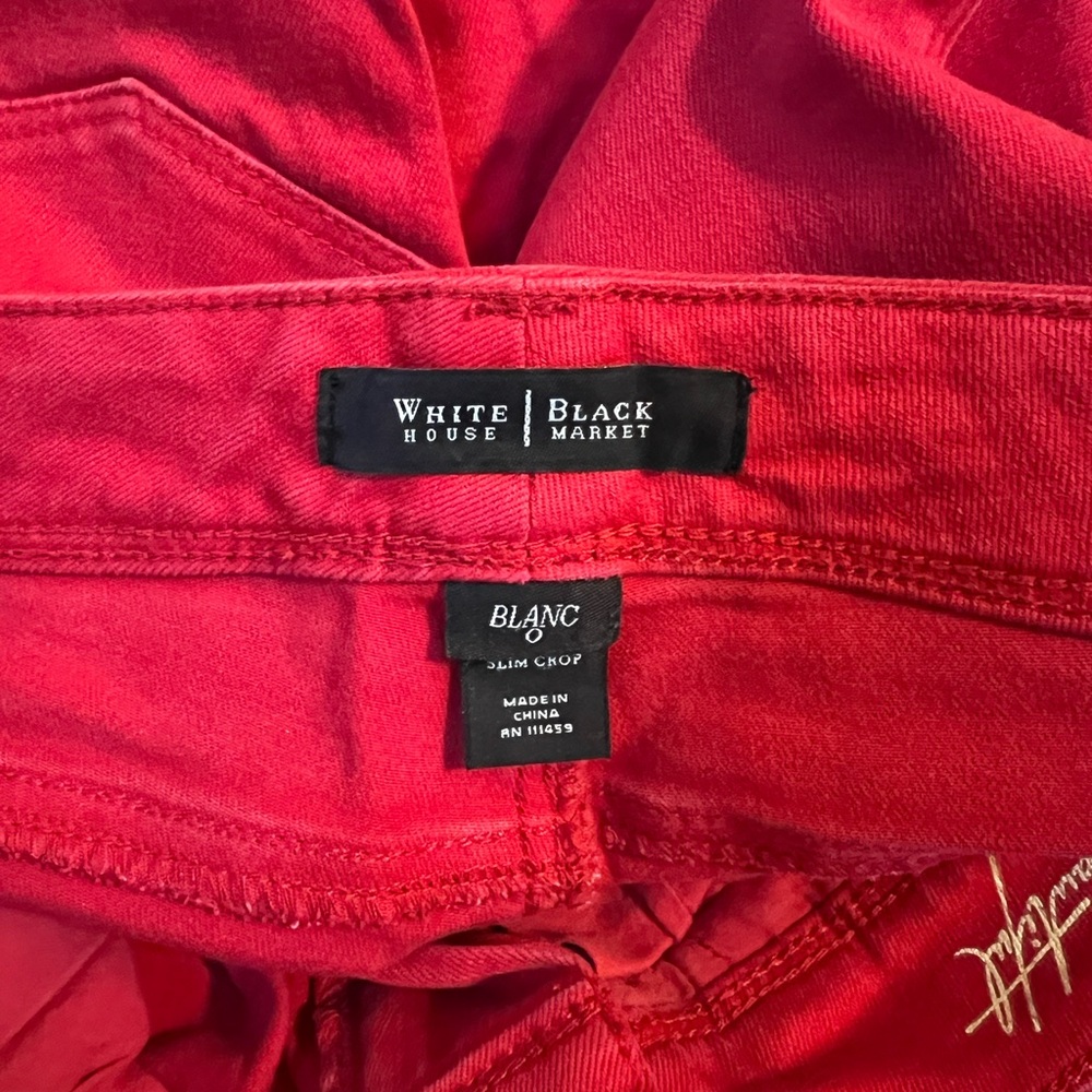 ❤️ White House Black Market Bright Red Capri - Picture 7 of 7